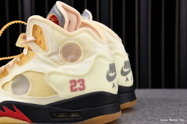 DH8565-100 Sail Jordan OFF-WHITE Retro 5 0806